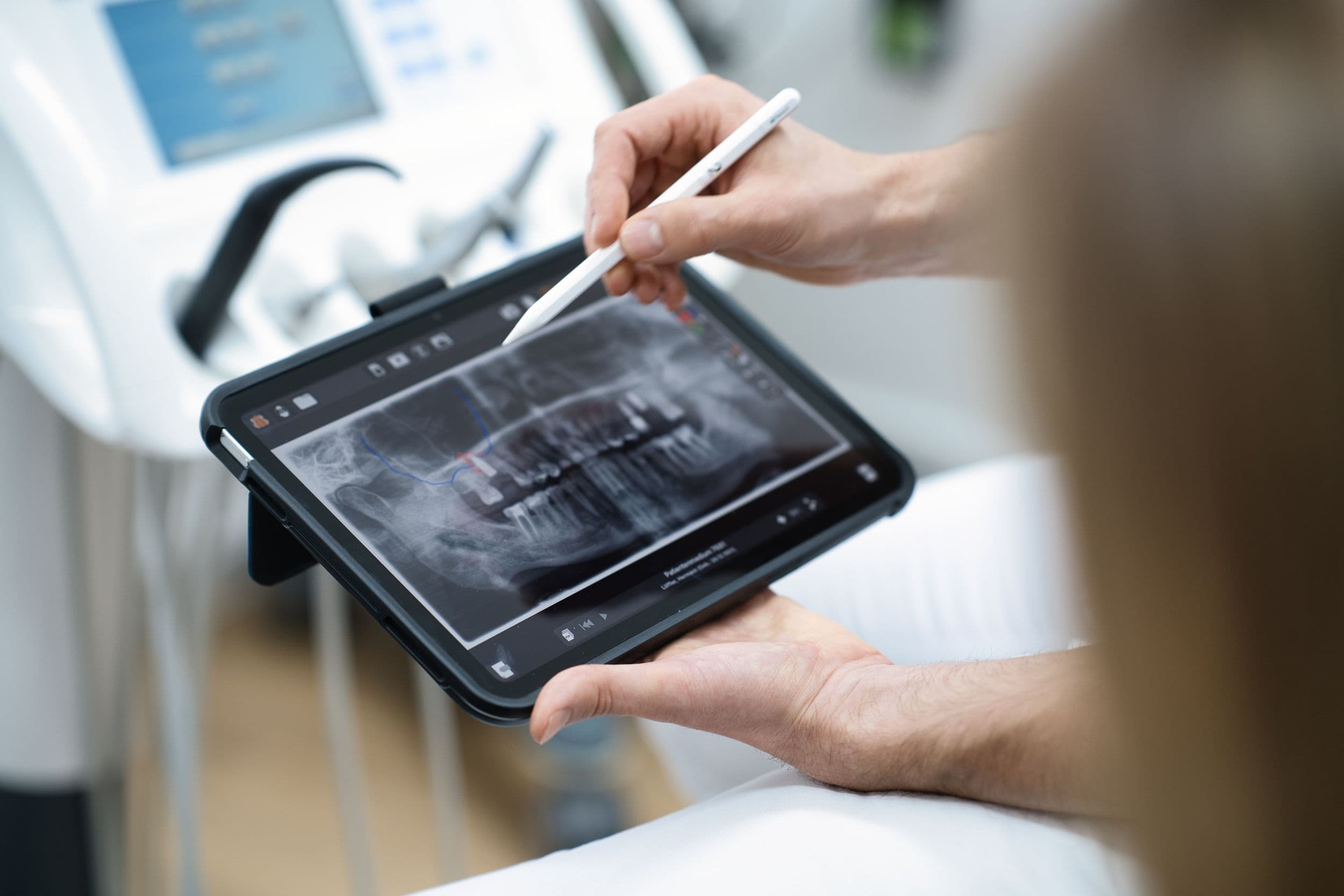 Zahnheilkunde Praxisteam Dr. Felix Löffler & Kollegen